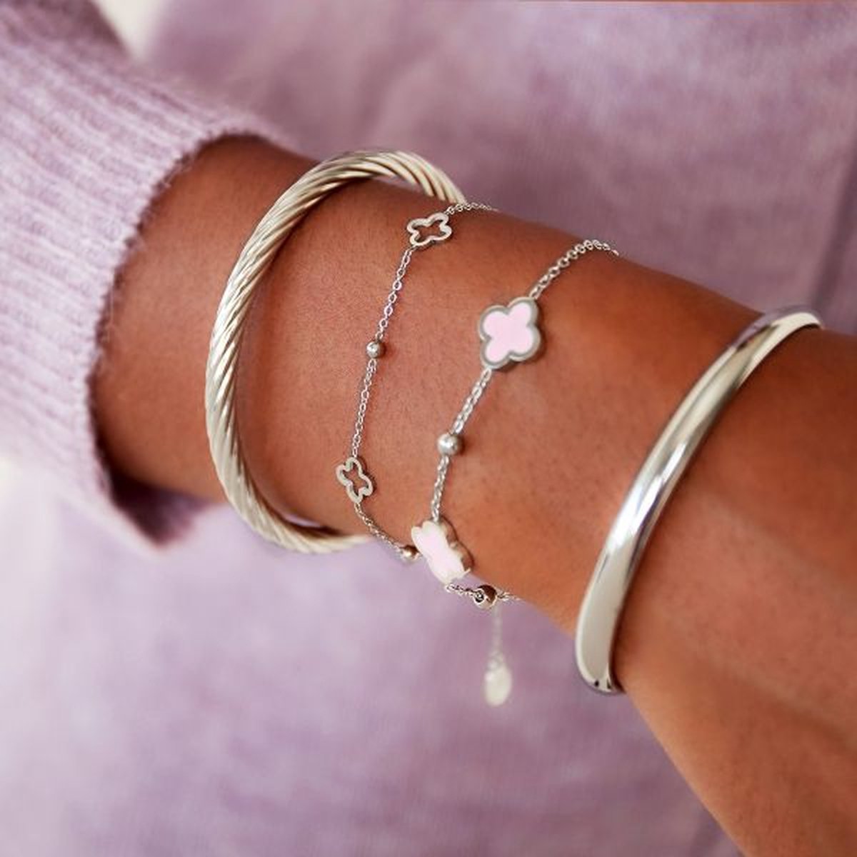 Armband open klavers goudkleurig