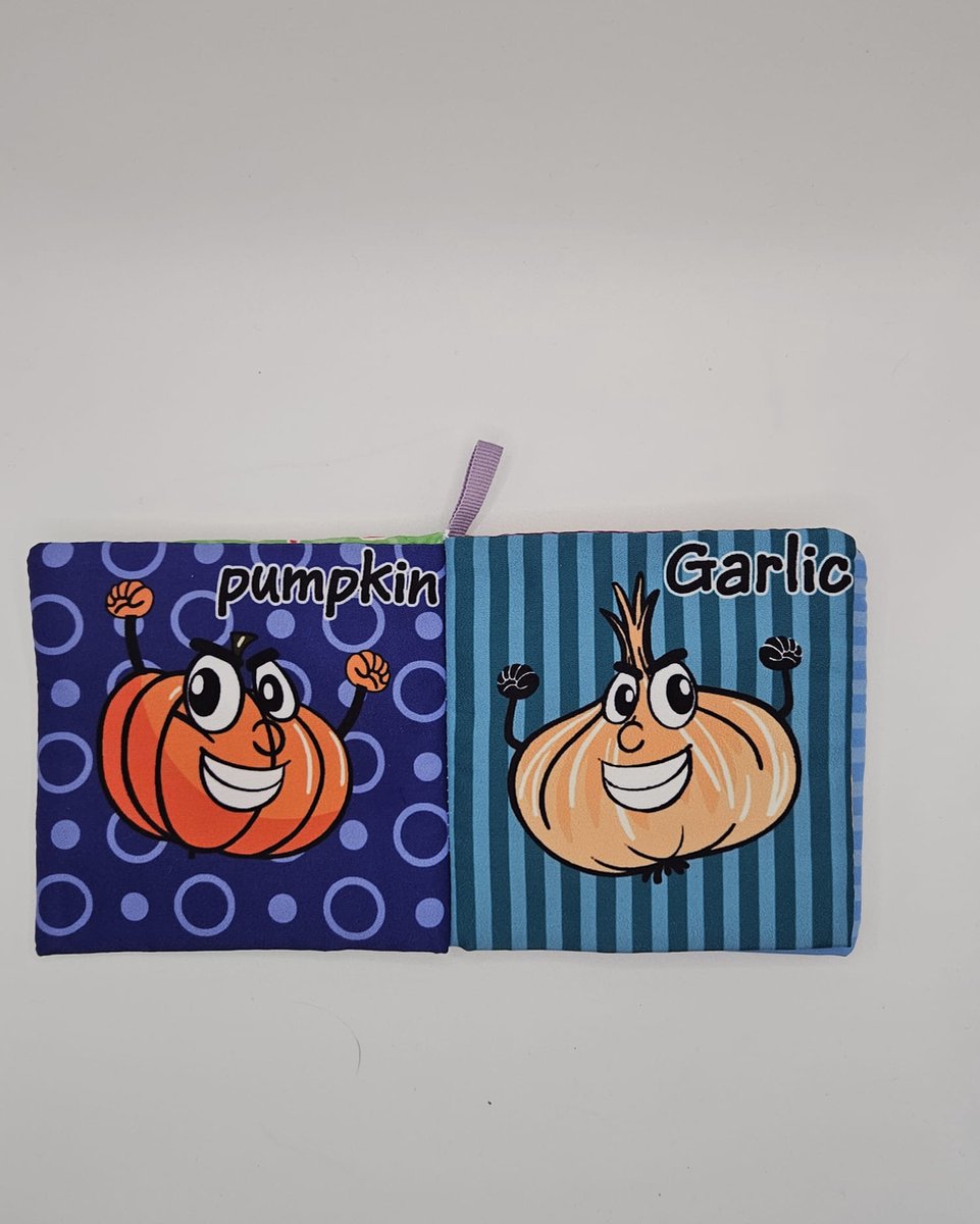 Yippiez knisperboek Babyboekje fruit baby