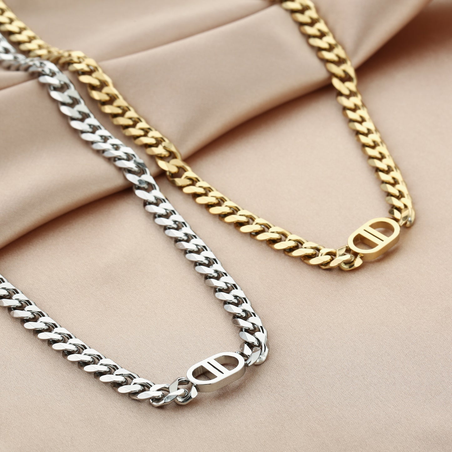 The Good Life Stainless Steel Dames DD Ketting - 37cm goudkleurig