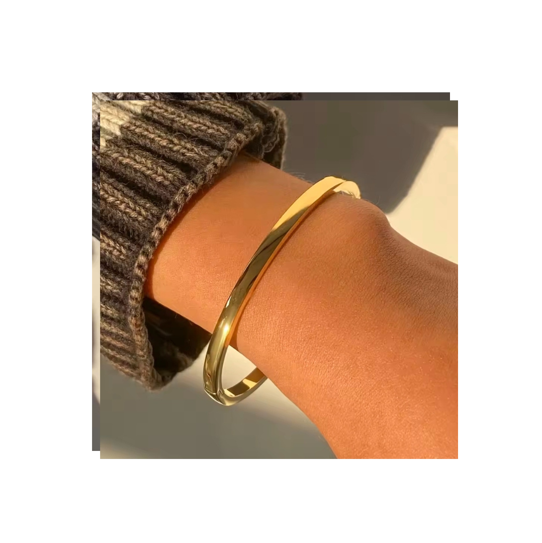 Jendi ronde goudkleurige armband